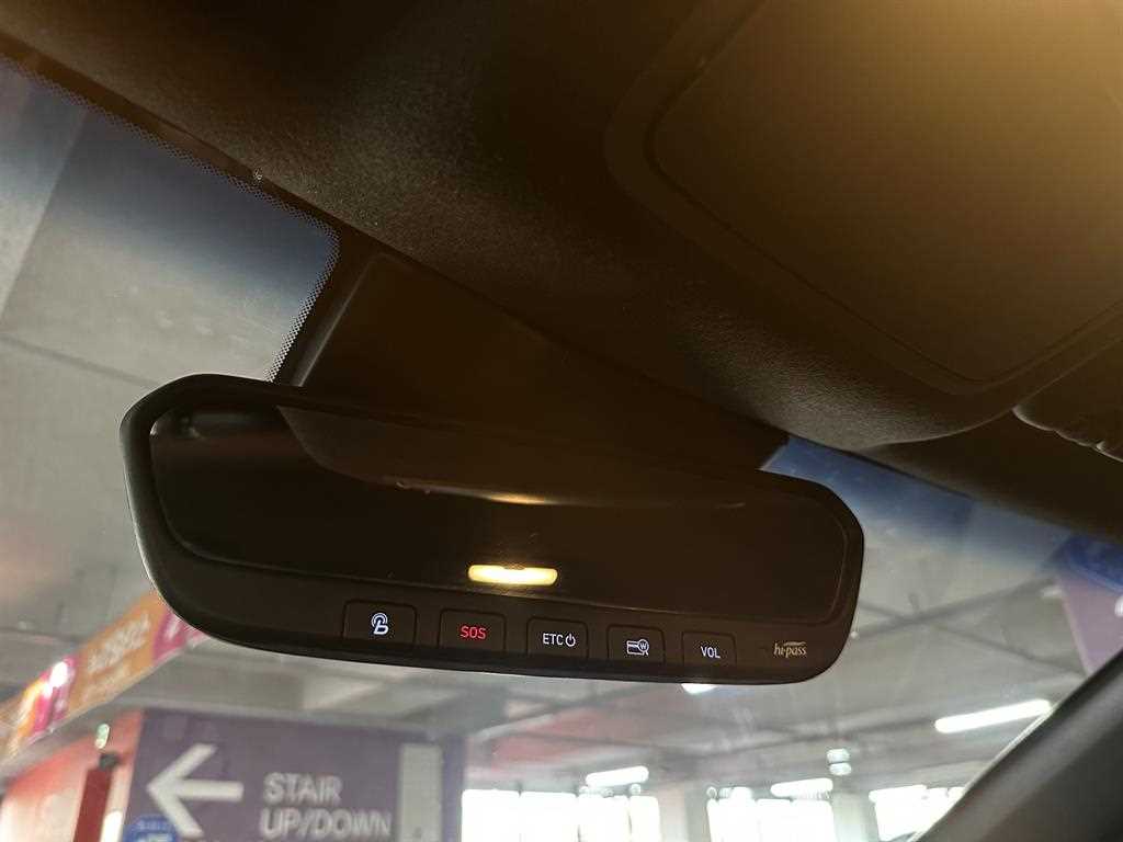 HYUNDAI Veloster - Vista 12