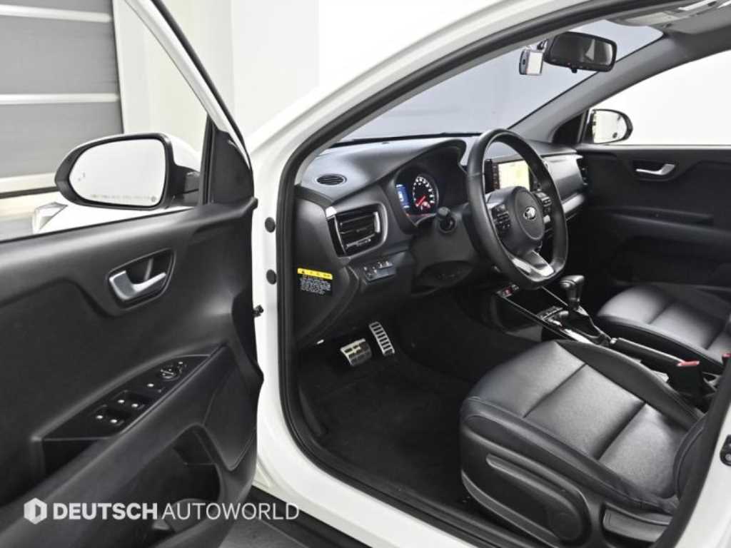 KIA Stonic - Vista 11