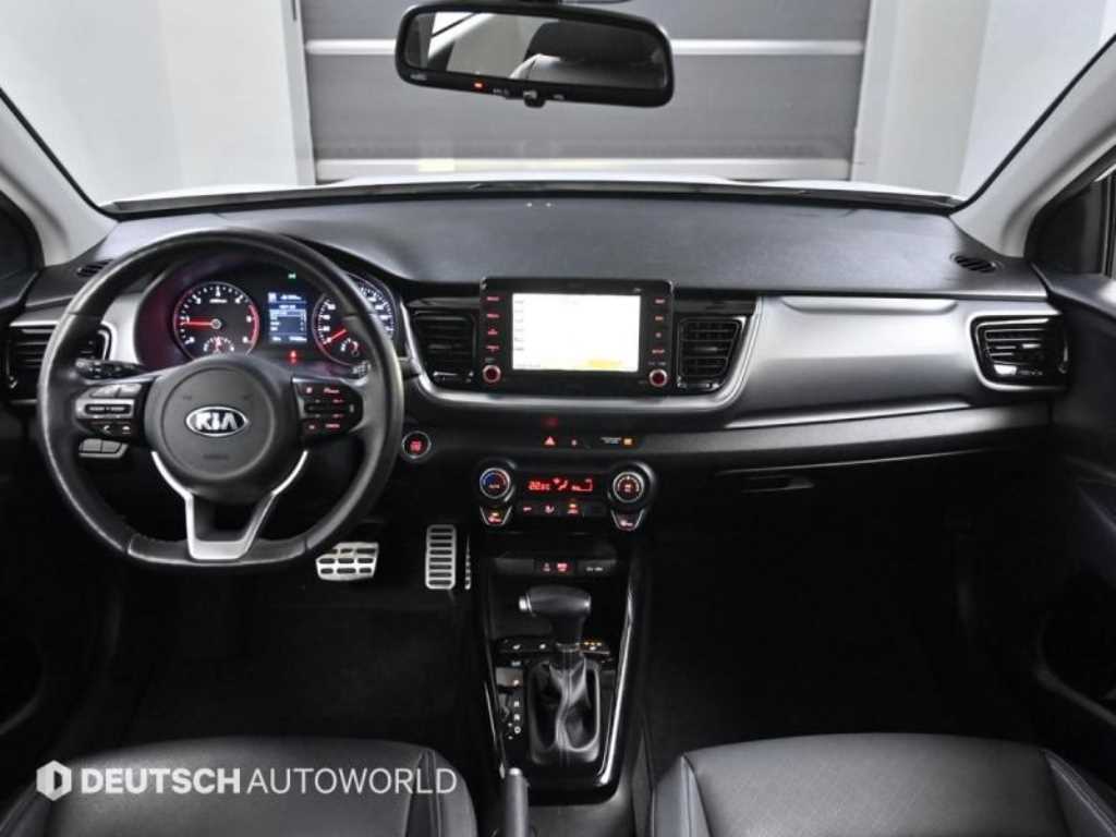 KIA Stonic - Vista 7