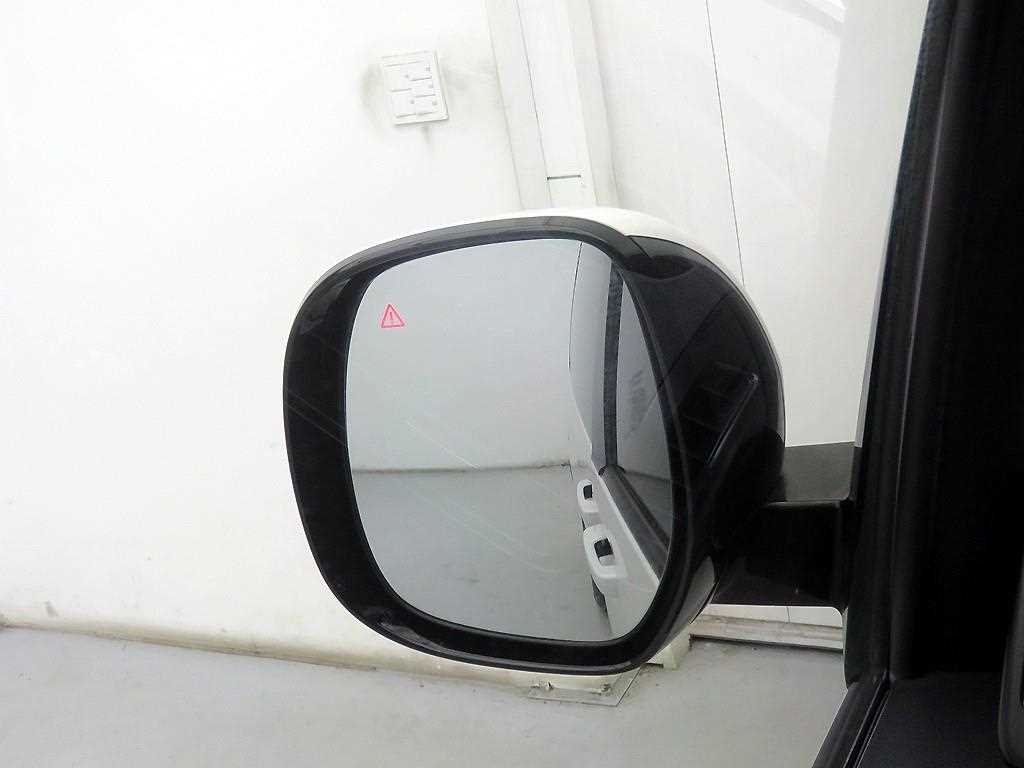 HYUNDAI Staria - Vista 6