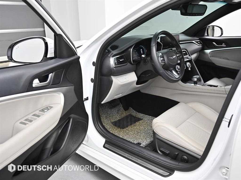 Genesis G70 - Vista 11