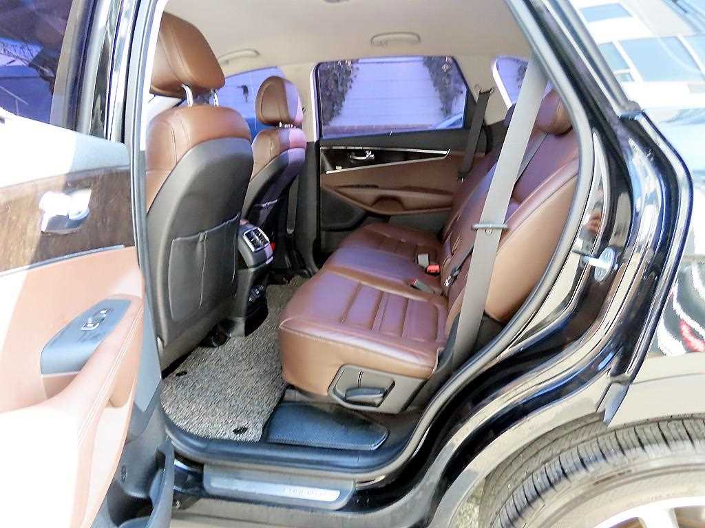 KIA Sorento - Vista 6