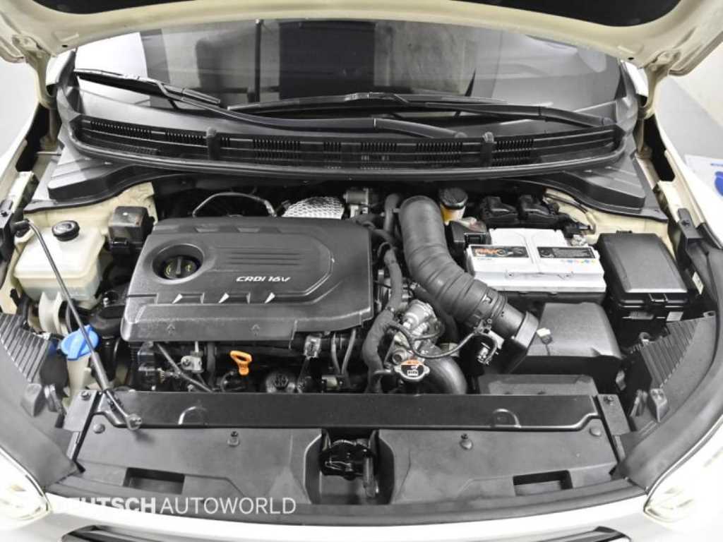 KIA Stonic - Vista 6