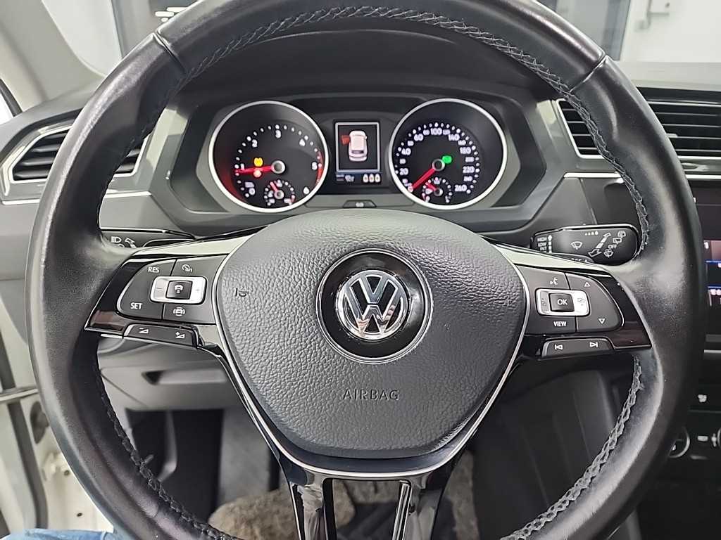 Volkswagen Tiguan - Vista 9