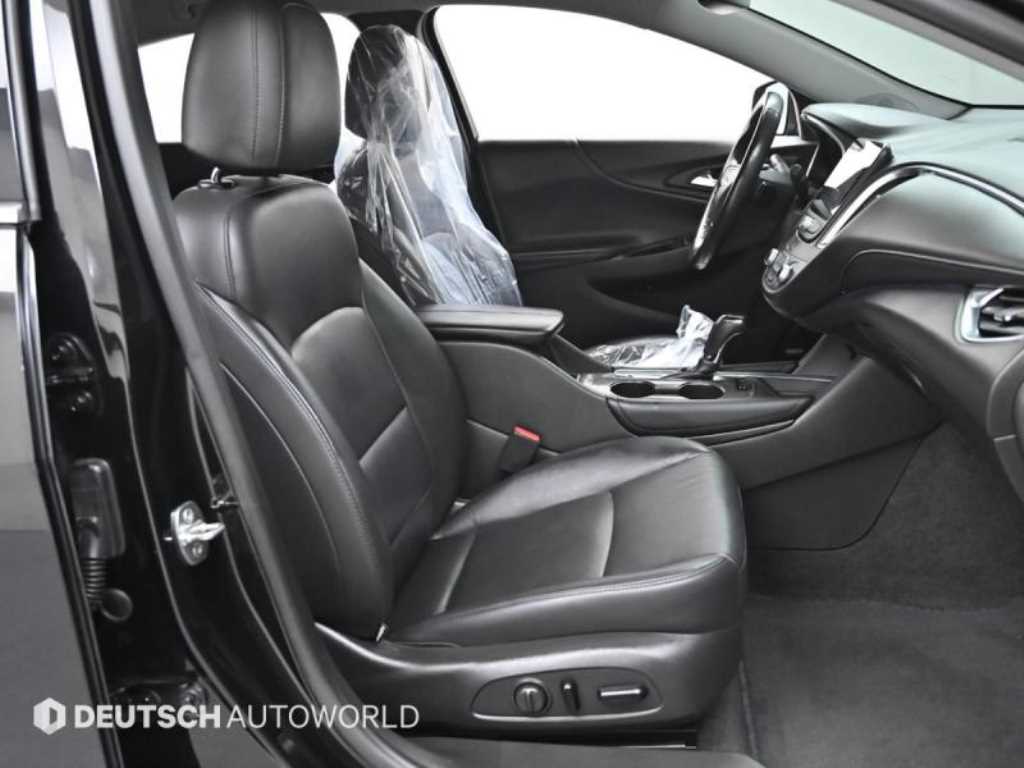 Chevrolet Malibu - Vista 10