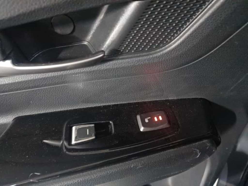 Ssangyong Korando - Vista 11