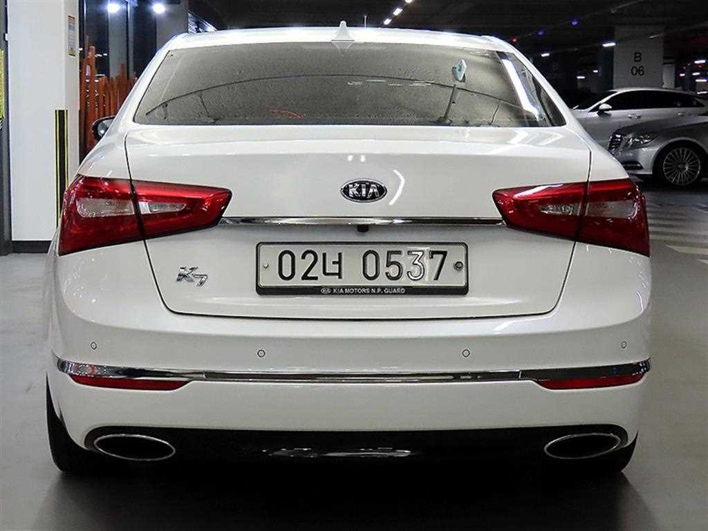 KIA K7 - Vista 5