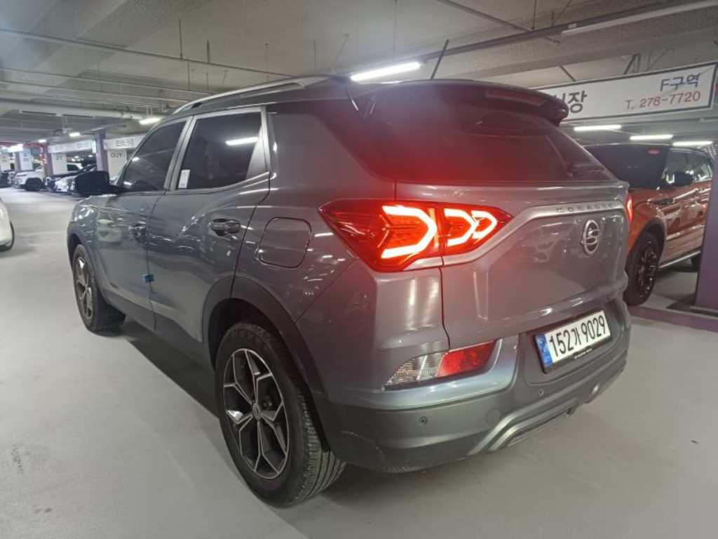 Ssangyong Korando - Vista 4