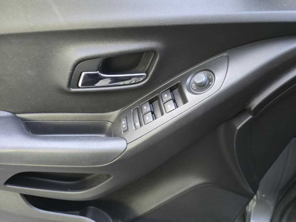 Chevrolet Trax - Vista 8