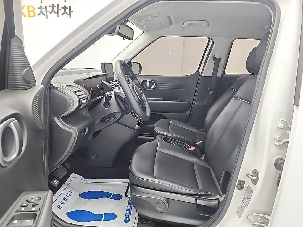 HYUNDAI Casper - Vista 11