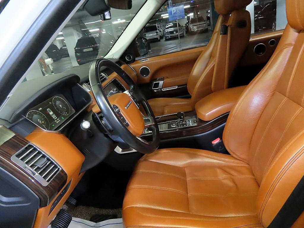 Land Rover Range Rover - Vista 6