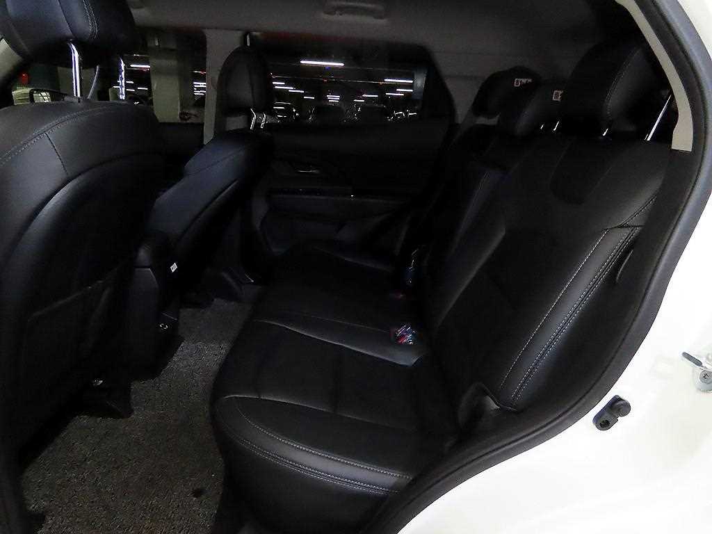 Ssangyong Korando - Vista 7