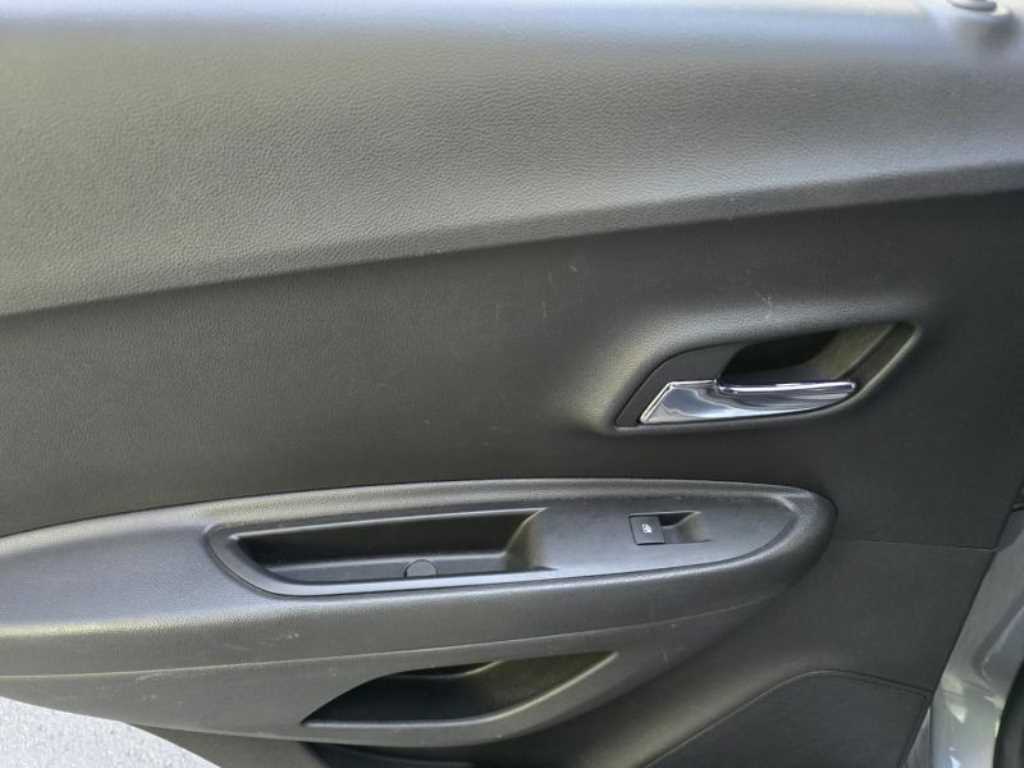 Chevrolet Trax 2019 Gris - Importación desde Corea - HF Imports Iquique - Foto 13