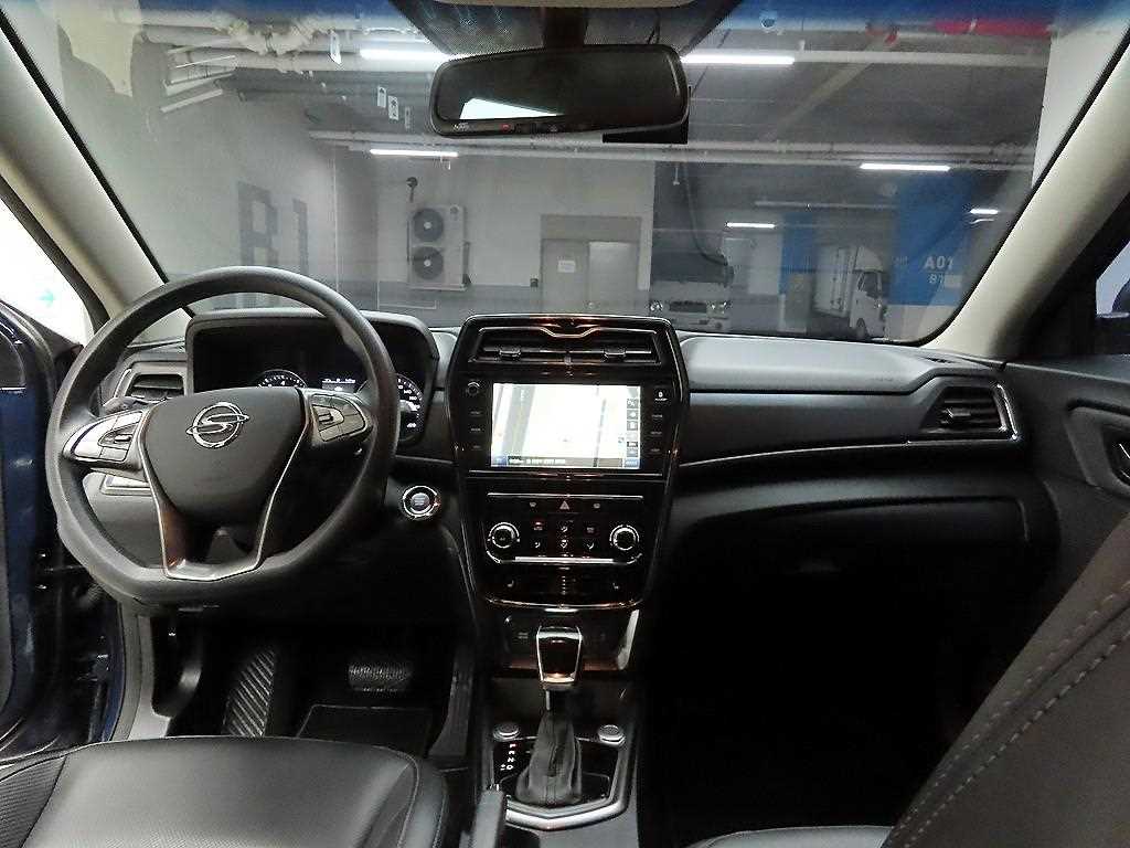 Ssangyong Tivoli - Vista 8