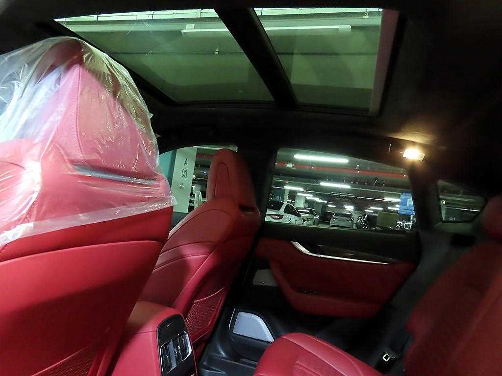 Maserati Levante 2021 Blanco - Importación desde Corea - HF Imports Iquique - Foto 16