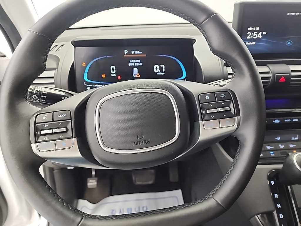 HYUNDAI Casper - Vista 9