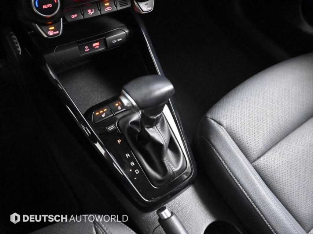 KIA Stonic - Vista 9