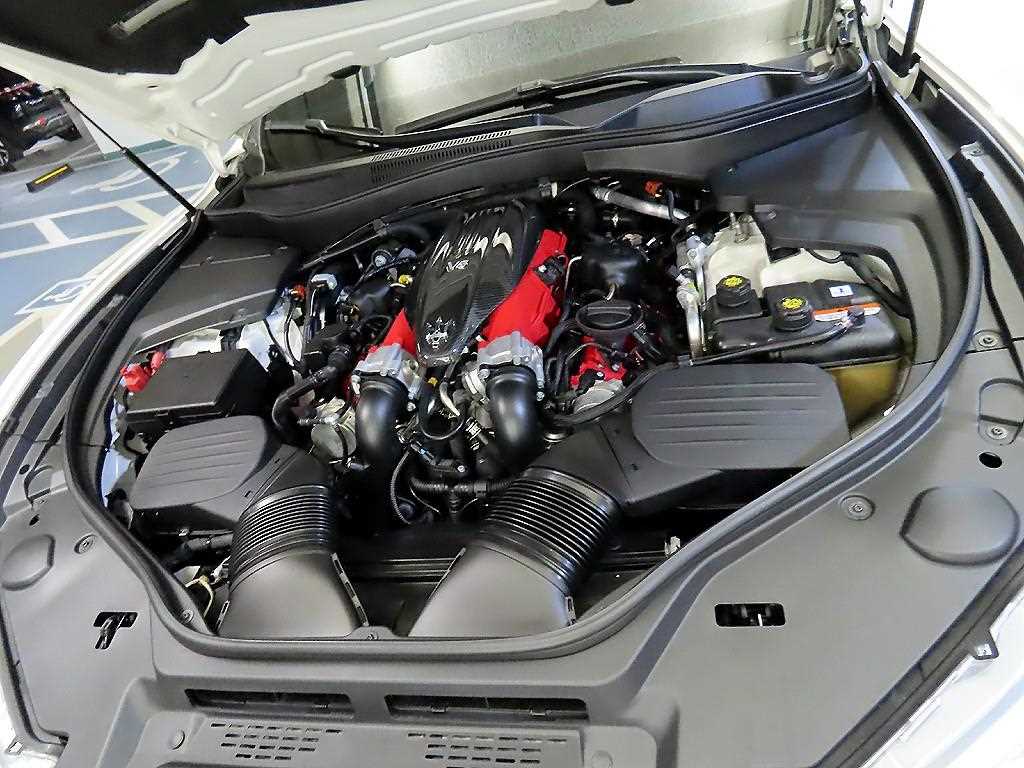 Maserati Levante 2021 Blanco - Importación desde Corea - HF Imports Iquique - Foto 19