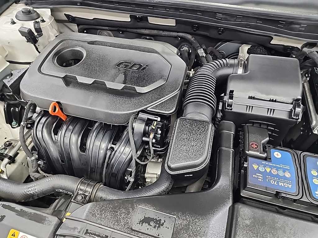 HYUNDAI Grandeur - Vista 5