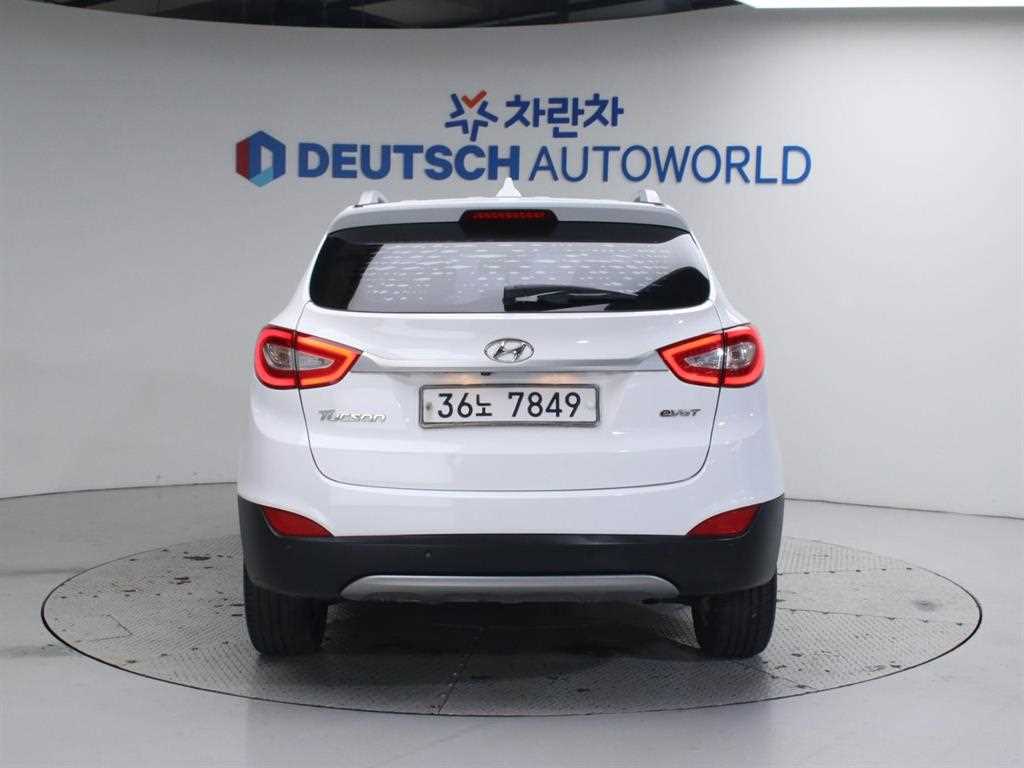 HYUNDAI Tucson - Vista 4