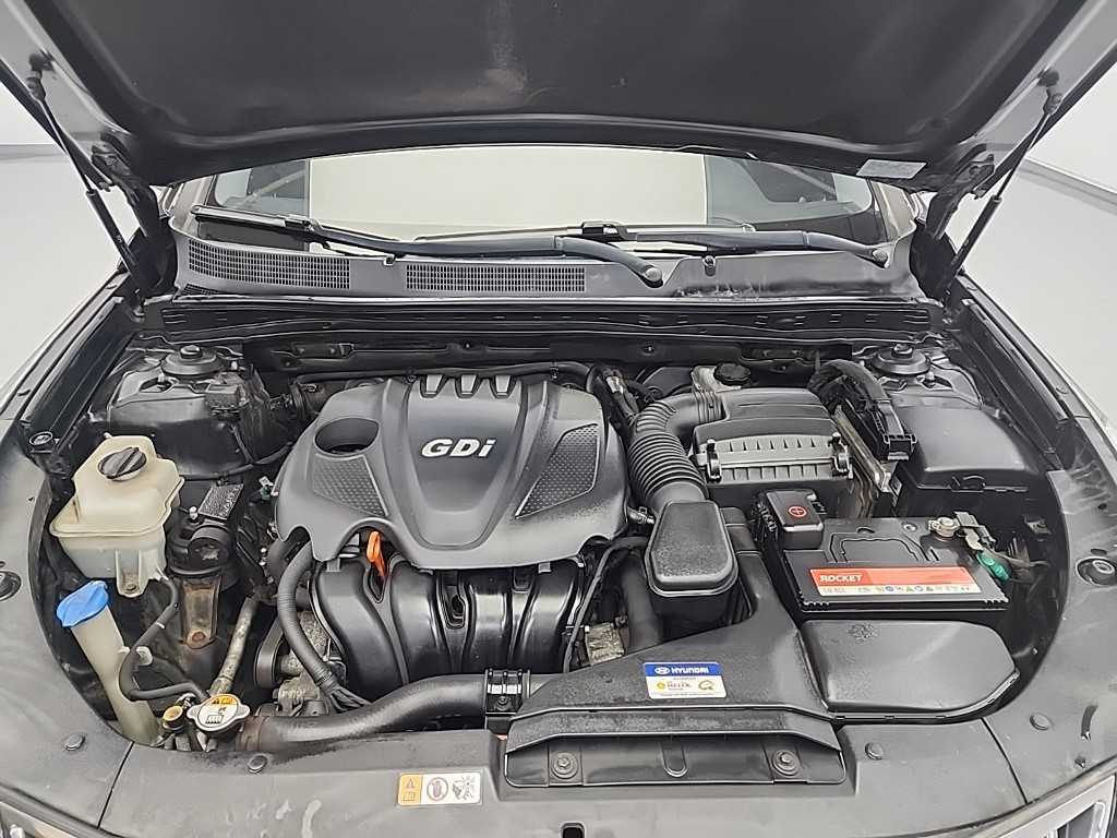 HYUNDAI Grandeur - Vista 5