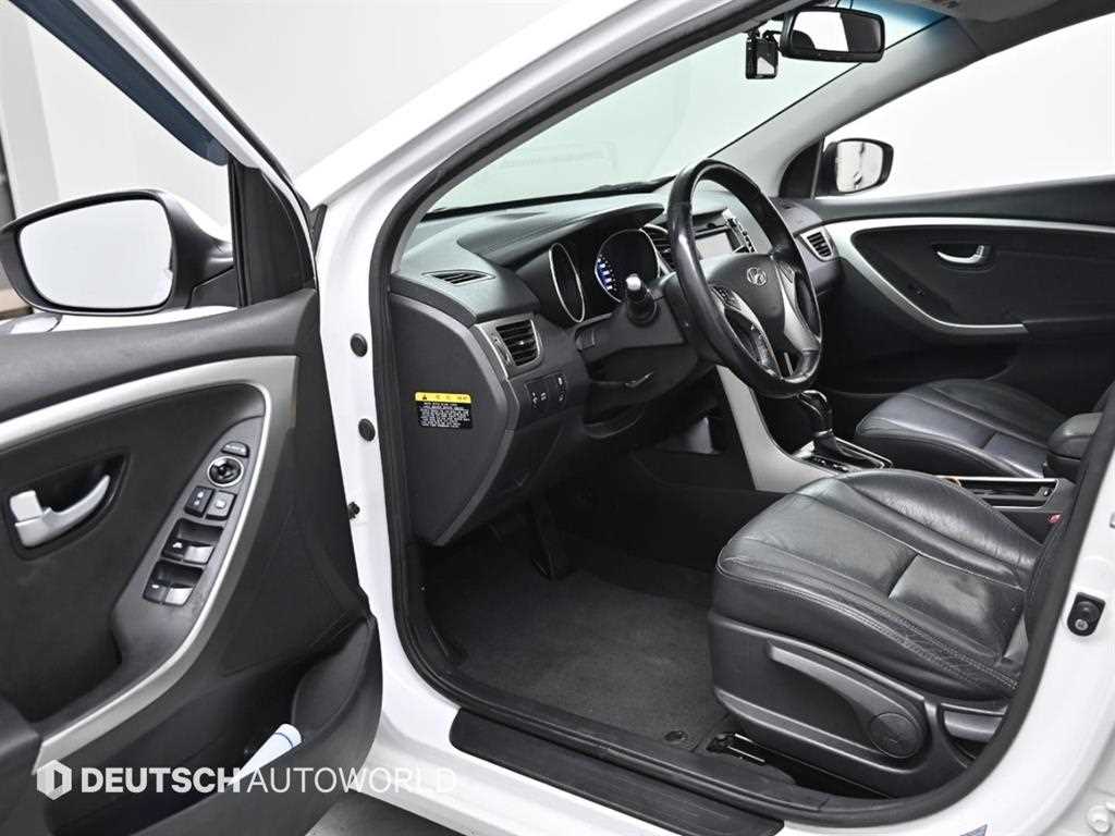 HYUNDAI i30 - Vista 11