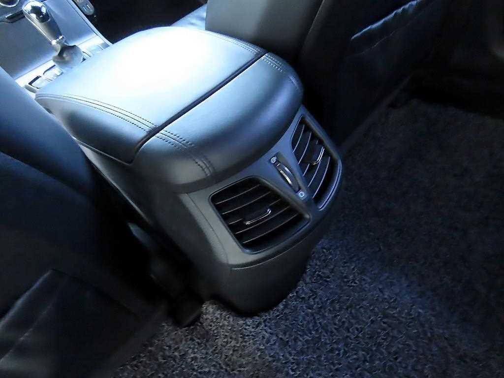 HYUNDAI Grandeur 2014 Negro - Importación desde Corea - HF Imports Iquique - Foto 17