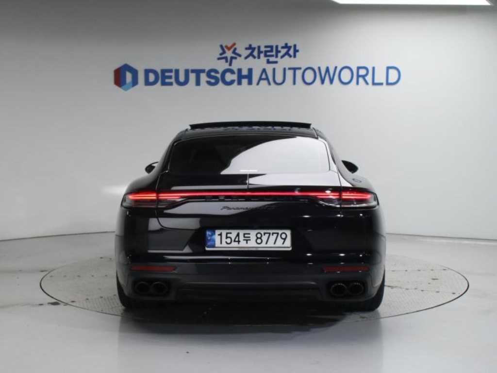 Porsche Panamera - Vista 4
