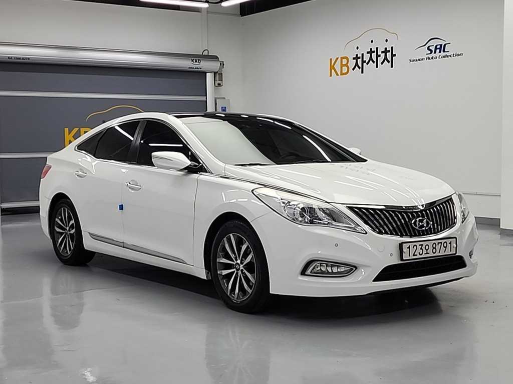 HYUNDAI Grandeur - Vista 4