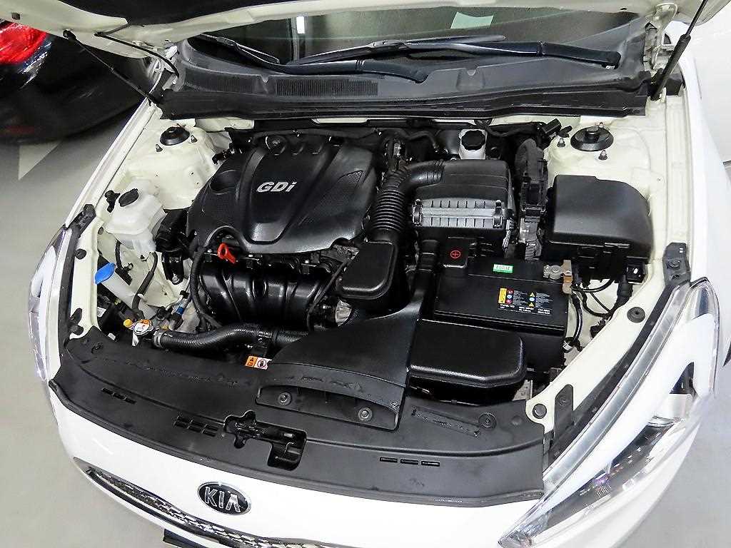 KIA K7 2016 Blanco - Importación desde Corea - HF Imports Iquique - Foto 18