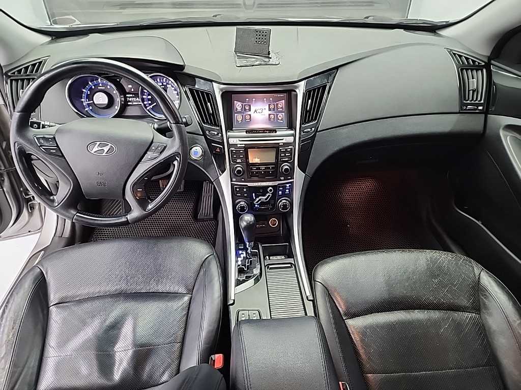 HYUNDAI Sonata - Vista 7