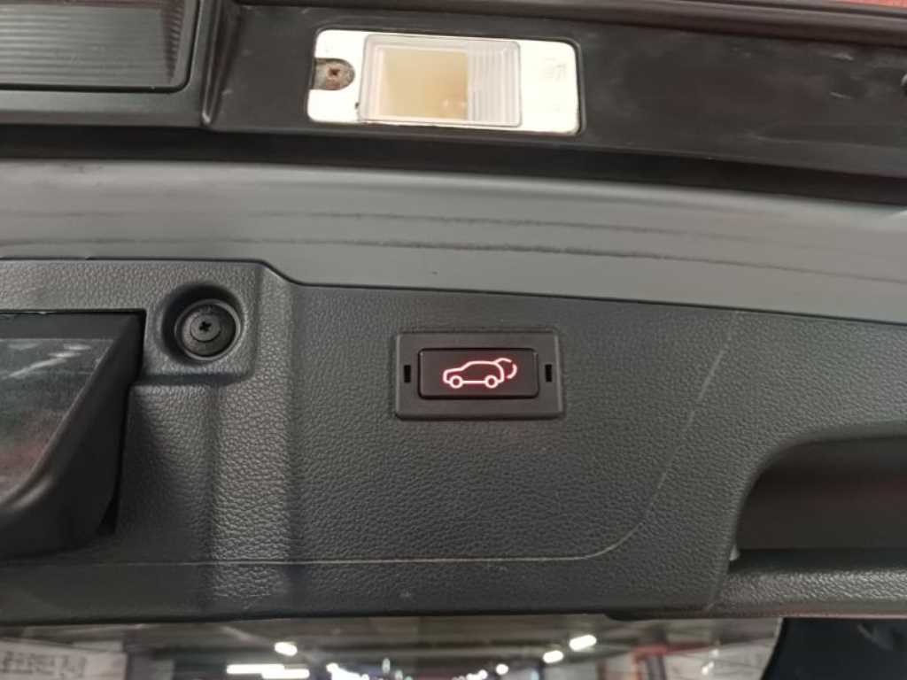 Ssangyong Korando - Vista 7