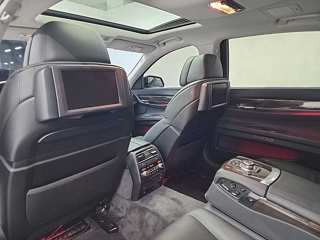 BMW 7 Series 2009 Negro - Importación desde Corea - HF Imports Iquique - Foto 13