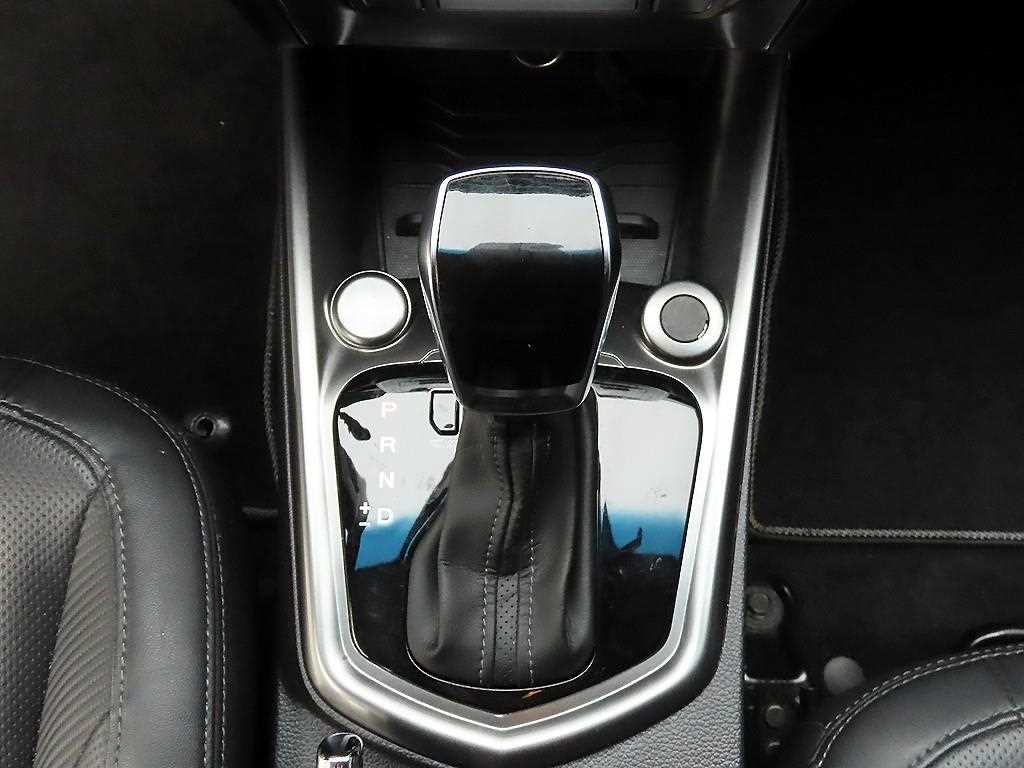 Ssangyong Tivoli - Vista 10