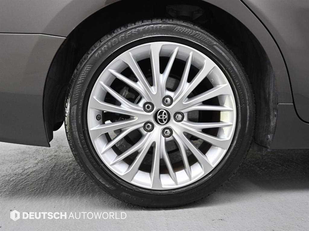 Toyota Camry - Vista 5