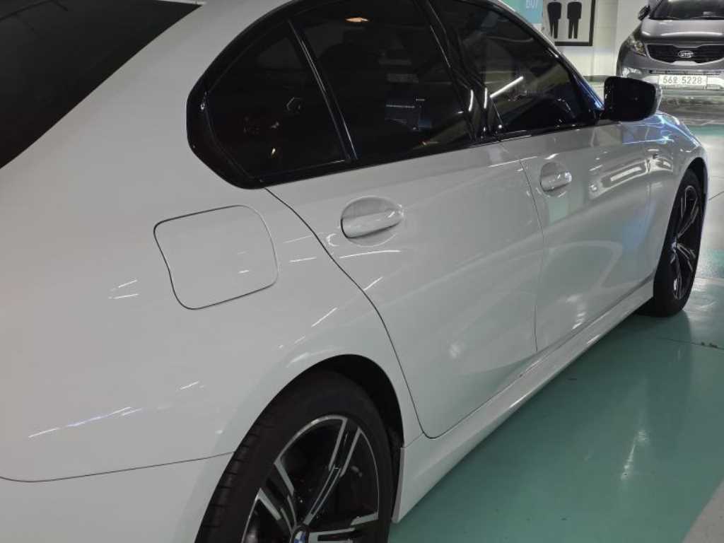 BMW 3 series - Vista 4