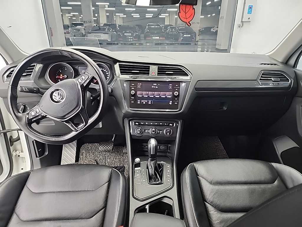 Volkswagen Tiguan - Vista 7