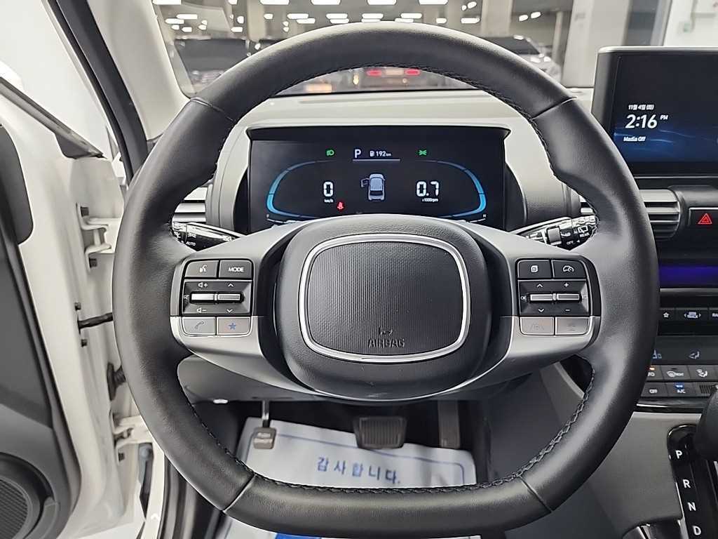 HYUNDAI Casper - Vista 9