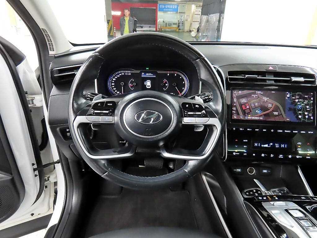 HYUNDAI Tucson - Vista 9