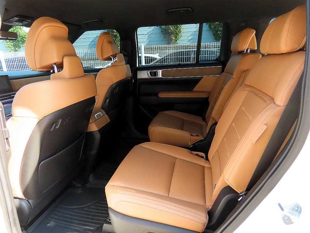 HYUNDAI Santa Fe - Vista 6