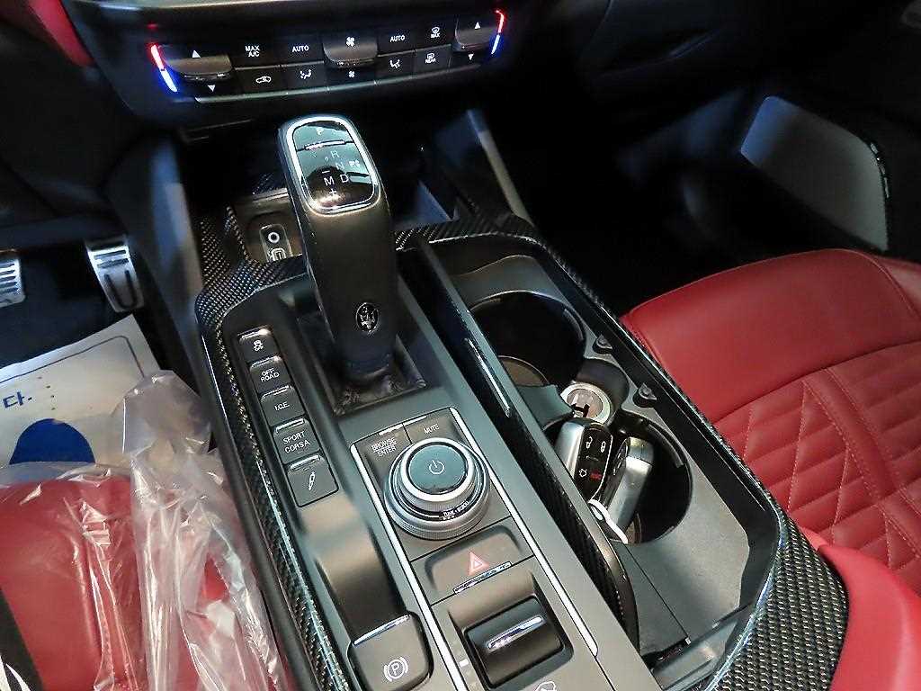 Maserati Levante - Vista 12