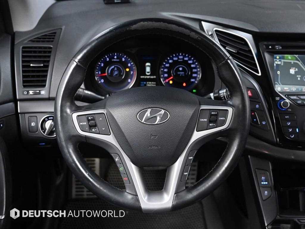 HYUNDAI i40 - Vista 12