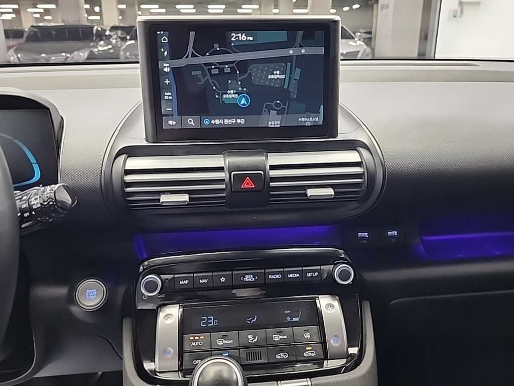 HYUNDAI Casper - Vista 10