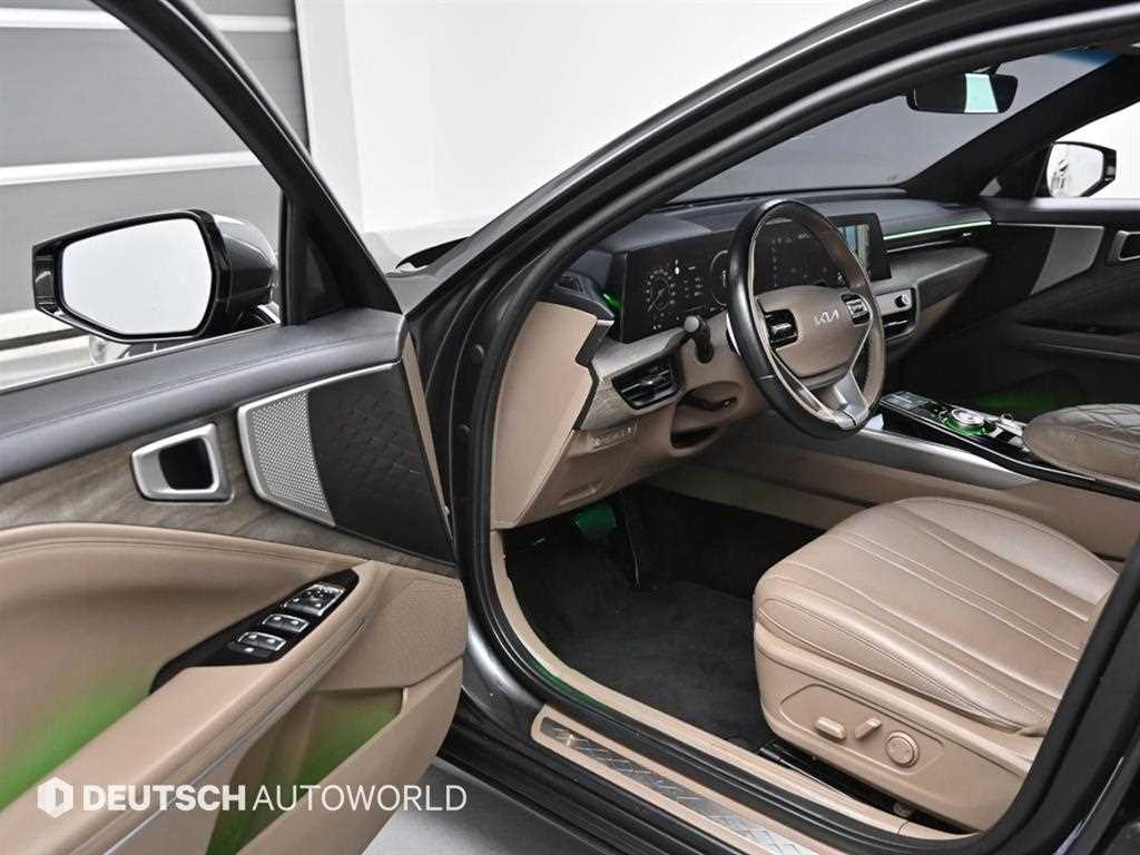 KIA K8 - Vista 11