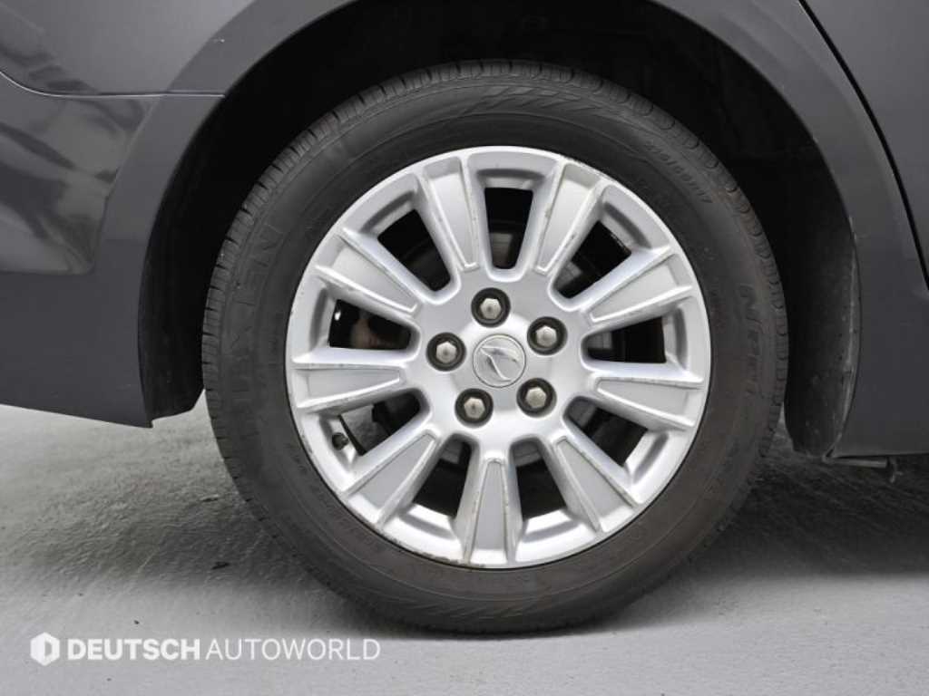 DAEWOO Alpheon - Vista 5