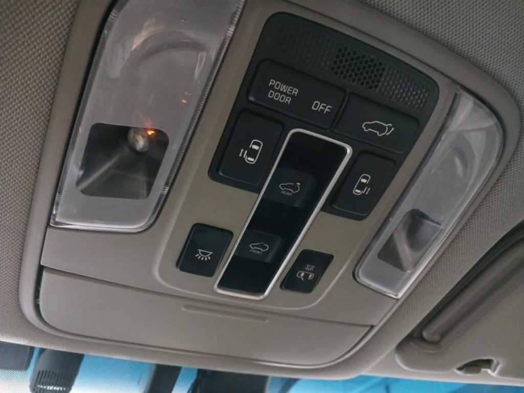 KIA Carnival 2019 Negro - Importación desde Corea - HF Imports Iquique - Foto 16