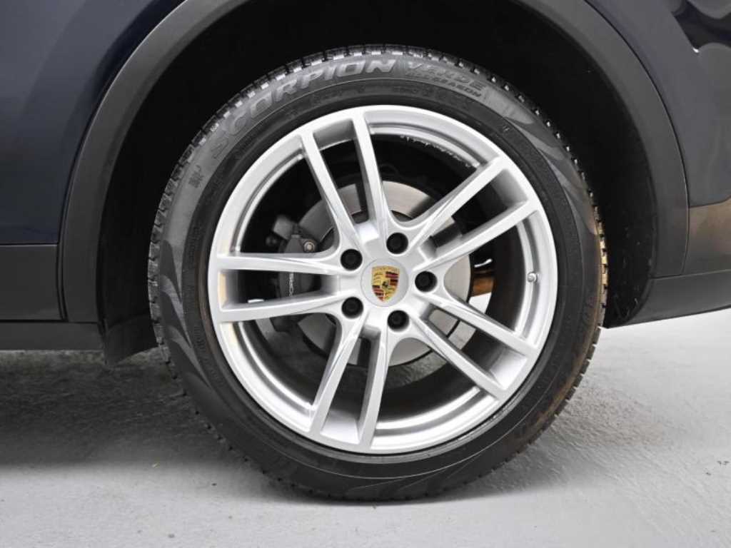 Porsche Cayenne - Vista 5
