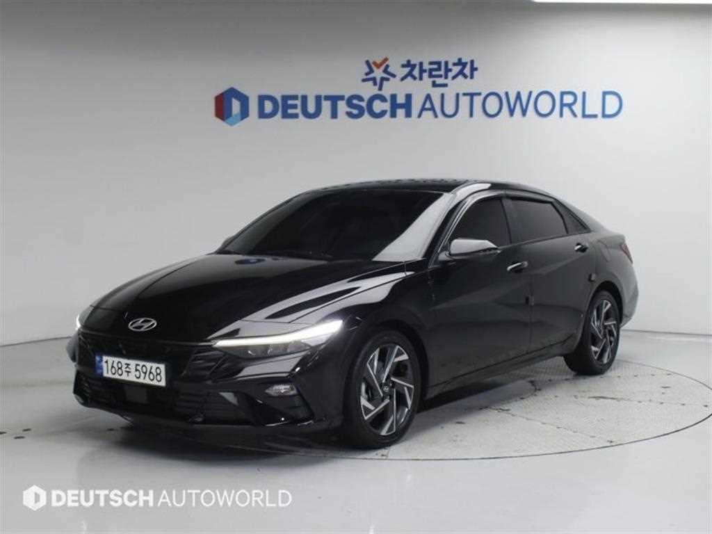 HYUNDAI Avante - Vista 2