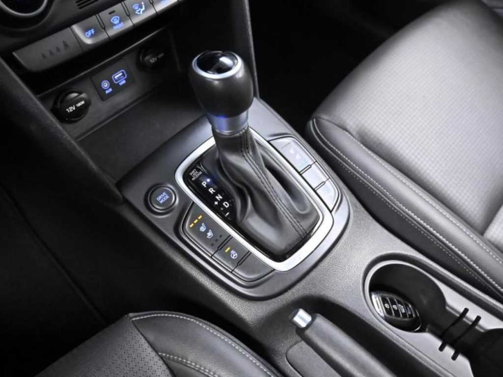 HYUNDAI Kona - Vista 9