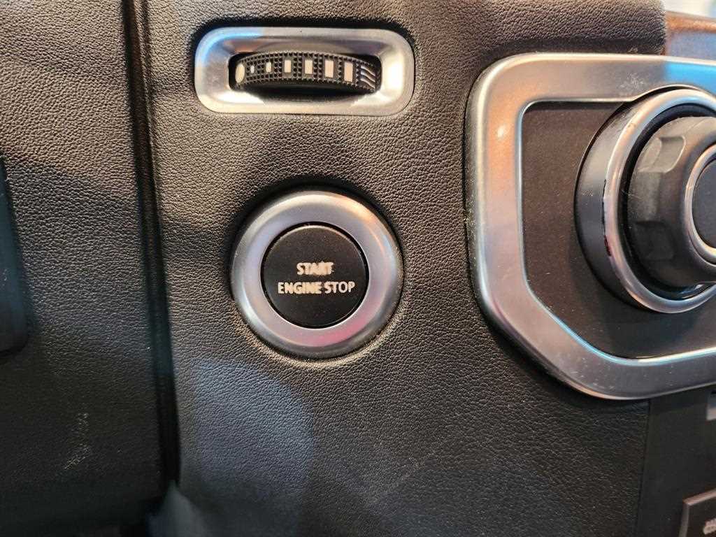 Land Rover Discovery 2016 Blanco - Importación desde Corea - HF Imports Iquique - Foto 16